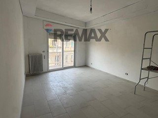 Appartamento in Vendita a Cervaro, 84'000&euro;, 112 m²