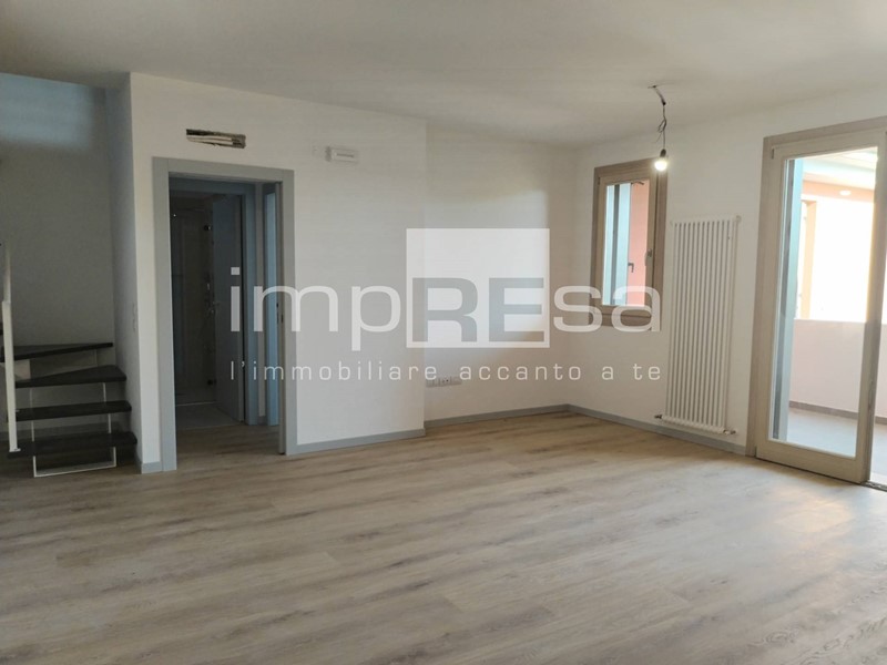 Attico in Vendita a Quinto di Treviso, 280'000&euro;, 110 m²