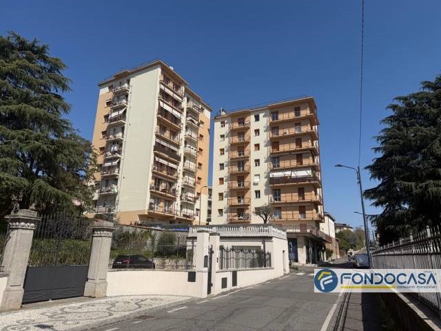 Quadrilocale in Vendita a Palazzolo sull'Oglio, 165'000&euro;, 140 m²