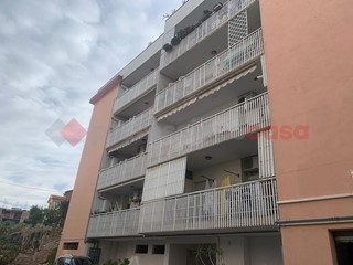 Trilocale in Vendita a Reggio Calabria, 95'000&euro;, 115 m²
