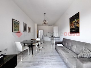 Trilocale in Vendita a Arona, 182'000&euro;, 82 m²