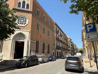 Quadrilocale in Vendita a Foggia, 138'000&euro;, 170 m²