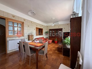Trilocale in Vendita a Pulsano, 67'000&euro;, 67 m²