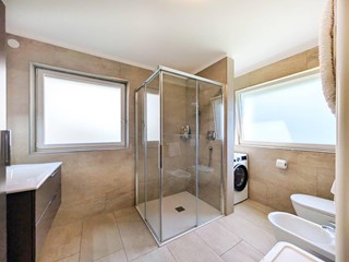 Quadrilocale in Vendita a Brennero, 116 m², arredato, con Box