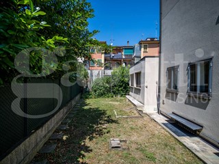 Appartamento in Vendita a Bologna, 758'000&euro;, 300 m², arredato