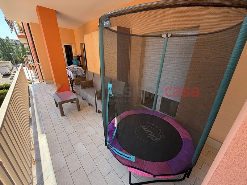 Quadrilocale in Affitto a San Nicola la Strada, 700&euro;, 110 m², con Box