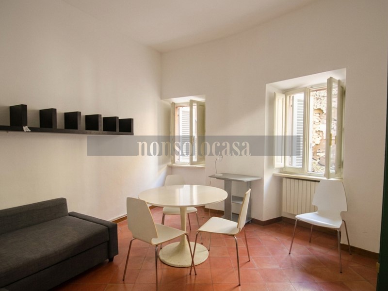 Bilocale in Affitto a Perugia, zona Centrale, 550&euro;, 60 m², arredato