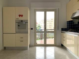 Trilocale in Affitto a Catanzaro, zona Cavita, 650&euro;, 120 m²