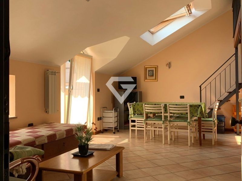 Quadrilocale in Affitto a Loano, 900&euro;, 80 m², arredato