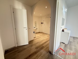Appartamento in Affitto a Genova, zona Sestri Ponente, 1'000&euro;, 80 m², arredato