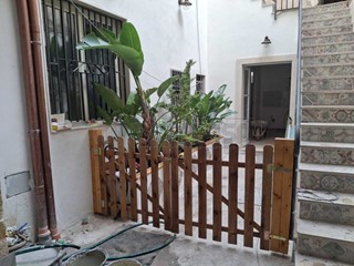 Quadrilocale in Vendita a Siracusa, 95'000&euro;, 73 m², arredato