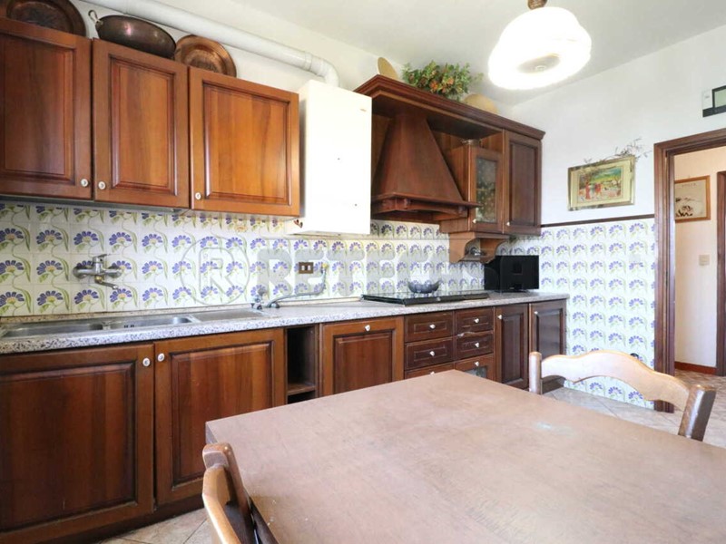 Appartamento in Vendita a Bondeno, 85'000&euro;, 100 m², arredato