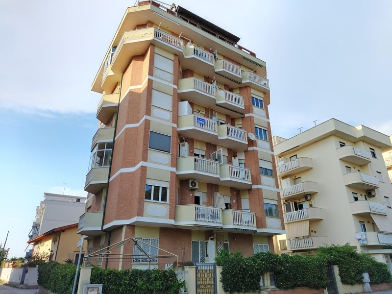 Trilocale in Vendita a Nettuno, 159'000&euro;, 80 m²