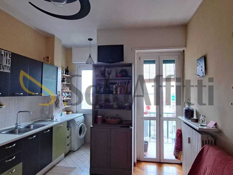 Trilocale in Affitto a Torino, zona Aurora, 700&euro;, 78 m², arredato