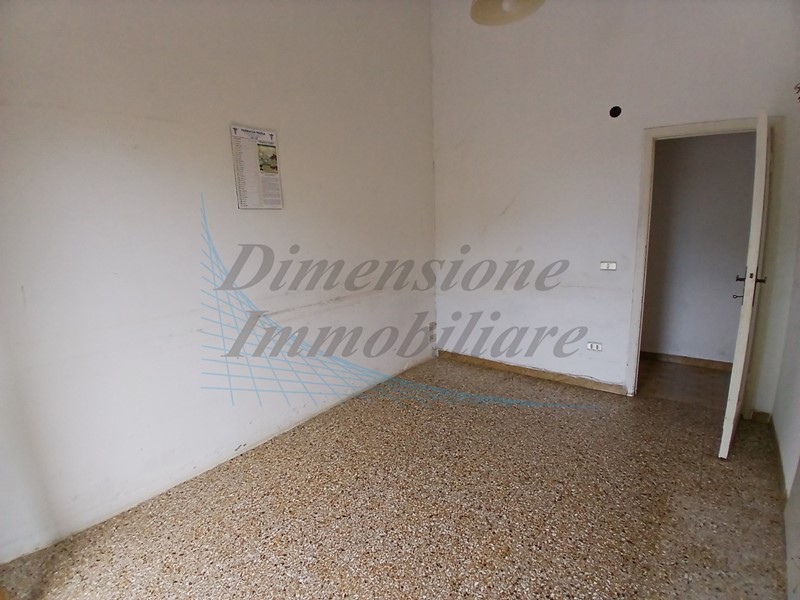 Trilocale in Vendita a Rosignano Marittimo, 140'000&euro;, 68 m²