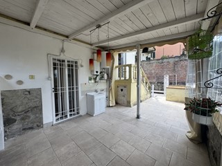 Trilocale in Vendita a Vernio, zona San Quirico, 70'000&euro;, 65 m²