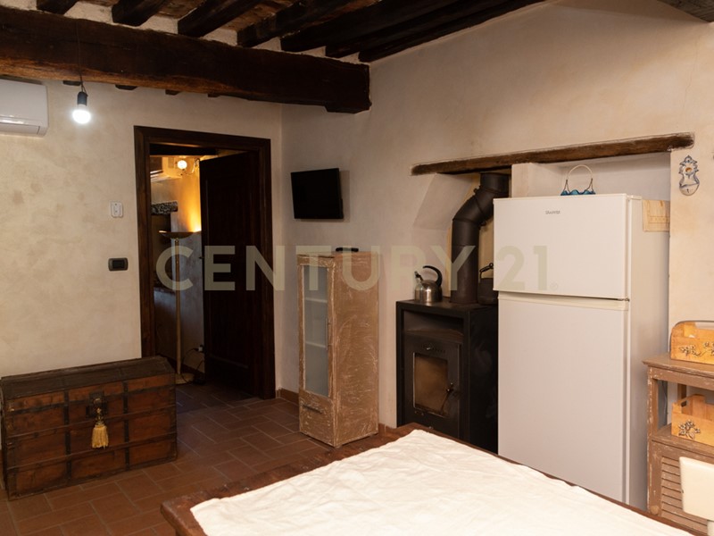 Trilocale in Vendita a Civitella Paganico, zona Civitella Marittima, 45'000&euro;, 51 m², arredato