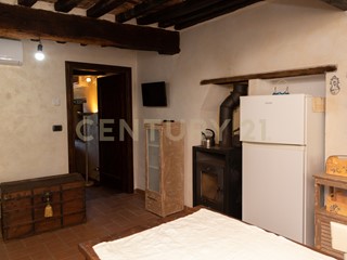 Trilocale in Vendita a Civitella Paganico, zona Civitella Marittima, 45'000&euro;, 51 m², arredato