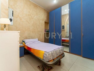 Bilocale in Vendita a Catania, 50'000&euro;, 45 m², arredato