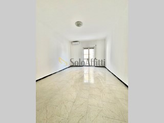 Quadrilocale in Affitto a Bari, zona LibertÃ, 750&euro;, 118 m²