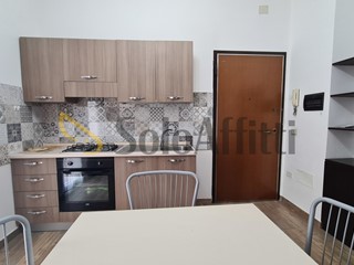 Trilocale in Affitto a Catanzaro, zona Lido Lungomare, 700&euro;, 90 m², arredato