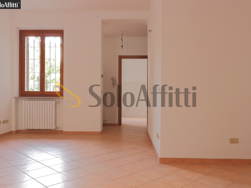 Trilocale in Affitto a Desio, zona Stazione, 900&euro;, 110 m²