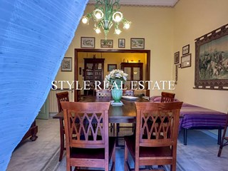 Quadrilocale in Vendita a Siracusa, zona Umbertina, 237'000&euro;, 142 m²