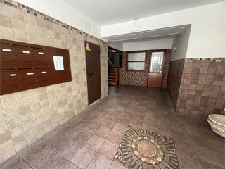 Appartamento in Affitto a Napoli, 1'500&euro;, 130 m²