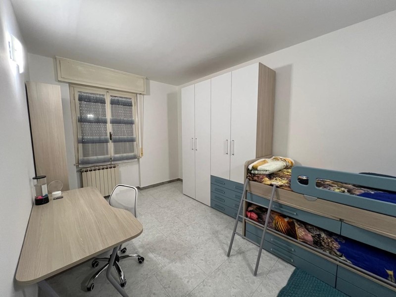 Appartamento in Affitto a Pisa, 360&euro;, 115 m², arredato