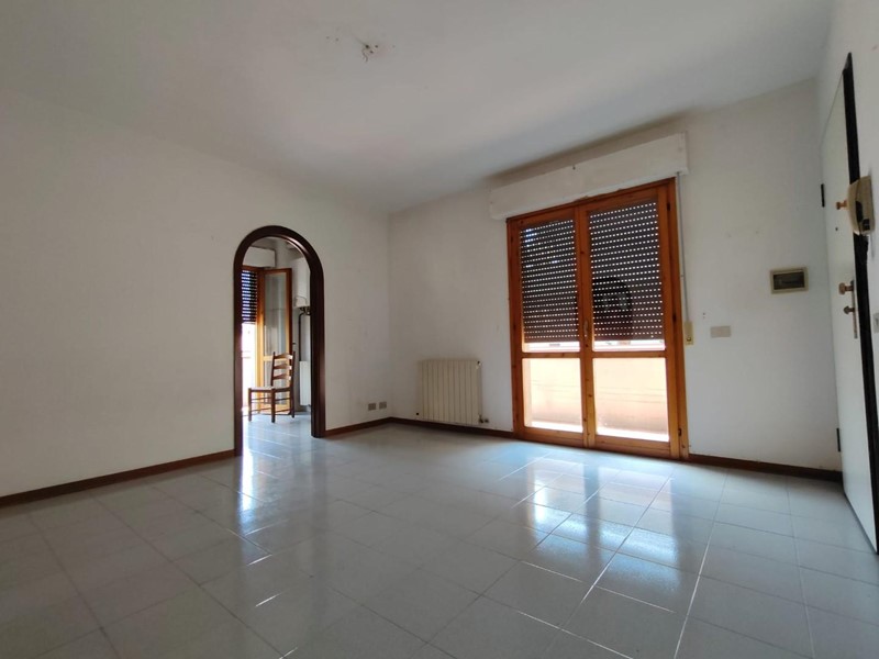 Quadrilocale in Vendita a Cascina, 188'000&euro;, 75 m², con Box