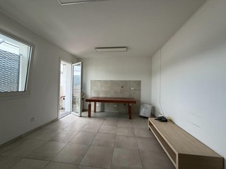 Bilocale in Vendita a Carmignano, zona Seano, 130'000&euro;, 50 m²