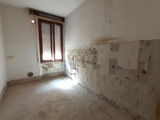 Appartamento in Vendita a Pontedera, 98'000&euro;, 95 m²