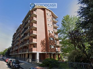 Trilocale in Vendita a Torino, 175'000&euro;, 80 m²