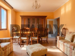 Quadrilocale in Vendita a Milano, 270'000&euro;, 110 m²