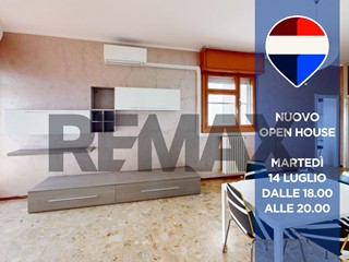 Trilocale in Vendita a Milano, 220'000&euro;, 96 m²