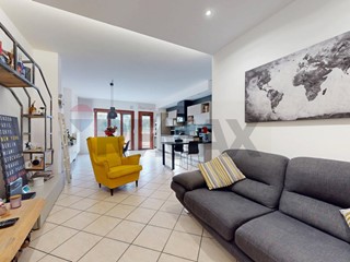 Quadrilocale in Vendita a Bastia Umbra, 219'000&euro;, 109 m²
