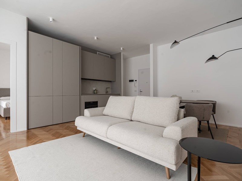 Bilocale in Affitto a Milano, 2'100&euro;, 72 m²