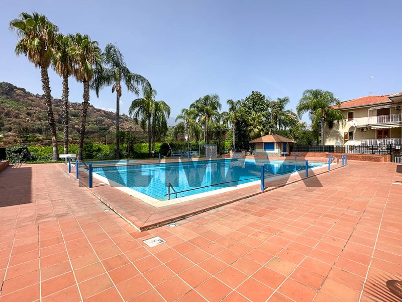 Quadrilocale in Vendita a Acireale, 159'000&euro;, 120 m²