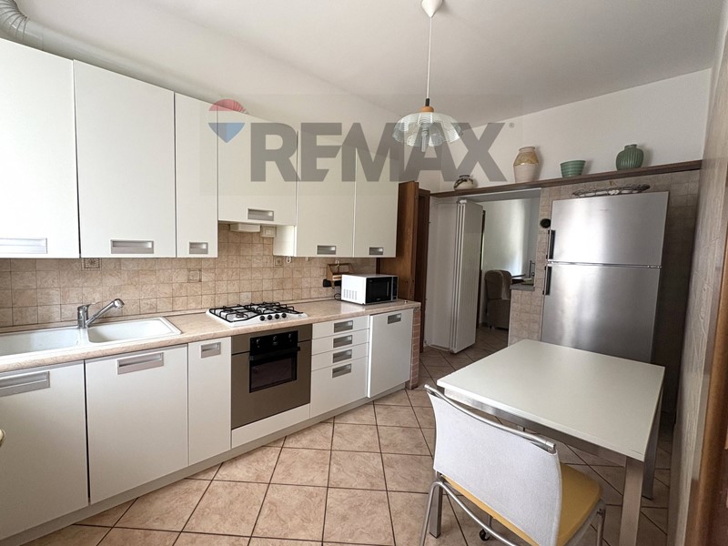 Trilocale in Affitto a Viggiù, 700&euro;, 96 m²