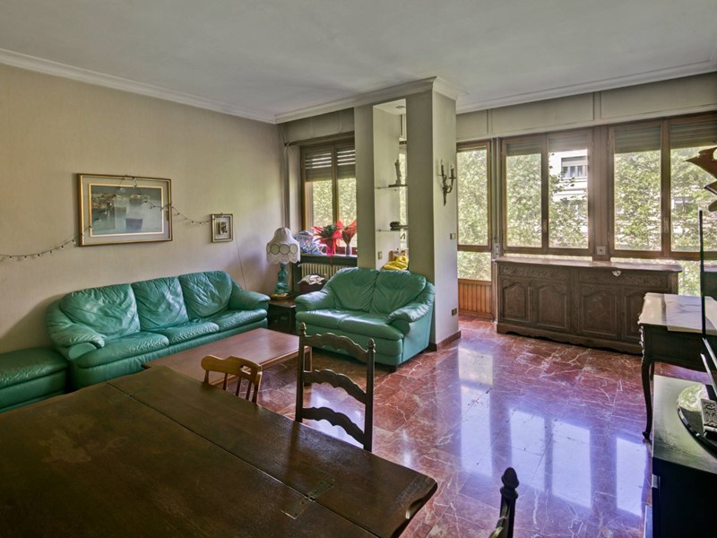 Appartamento in Vendita a Torino, 460'000&euro;, 169 m²