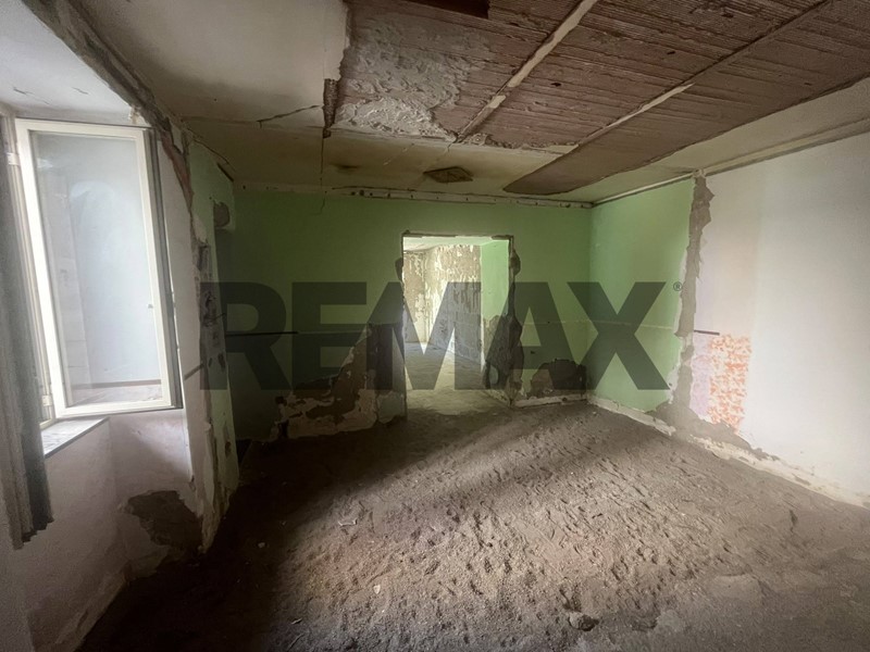 Bilocale in Vendita a Napoli, 128'000&euro;, 50 m²