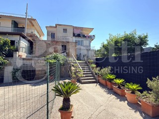 Quadrilocale in Vendita a Bacoli, 289'000&euro;, 110 m²