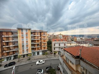 Appartamento in Vendita a Ragusa, 74'000&euro;, 137 m², con Box