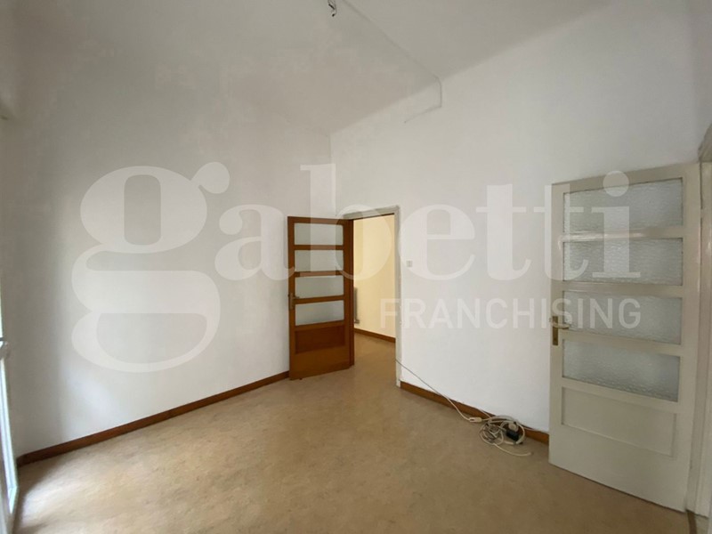 Quadrilocale in Vendita a Rovigo, 140'000&euro;, 145 m²