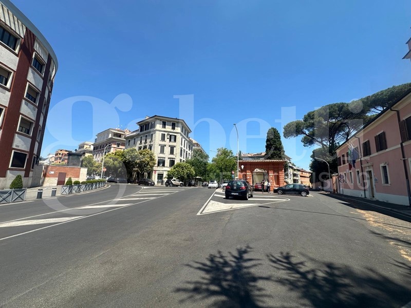 Appartamento in Vendita a Roma, 3'600'000&euro;, 300 m², con Box