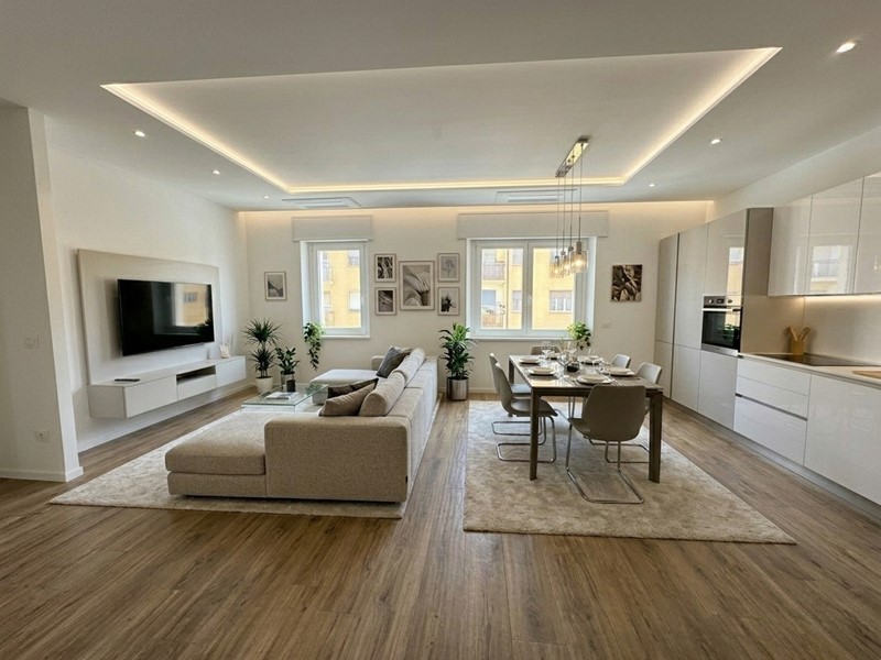 Quadrilocale in Vendita a Loreto, 235'000&euro;, 110 m², con Box