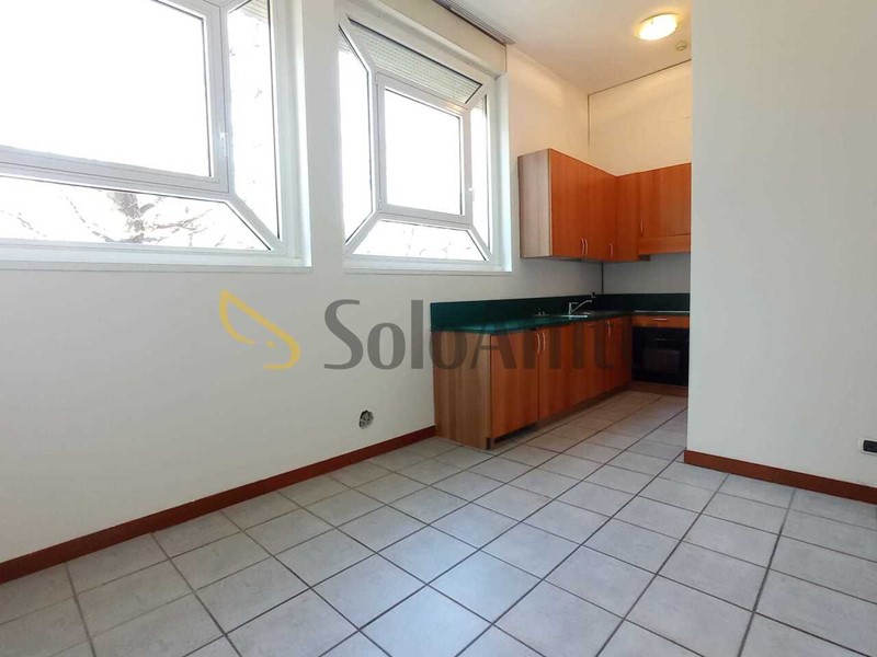 Trilocale in Affitto a Gallarate, zona Crenna, 650&euro;, 80 m², con Box