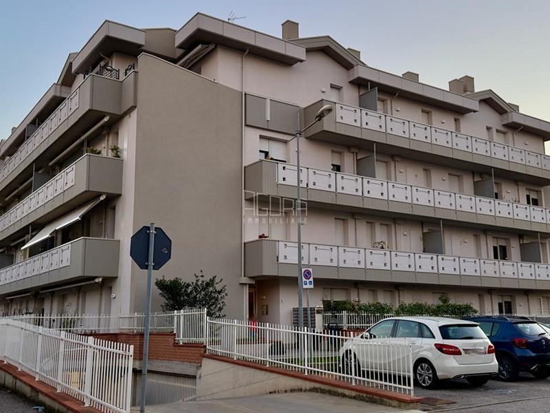 Bilocale in Affitto a Rovigo, zona Commenda Ovest, 600&euro;, 50 m², arredato, con Box