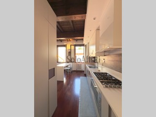 Appartamento in Affitto a Faenza, zona Centro Storico, 1'000&euro;, 100 m², arredato