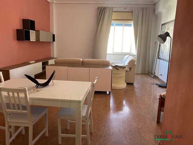 Appartamento in Affitto a Ragusa, 500&euro;, 100 m²